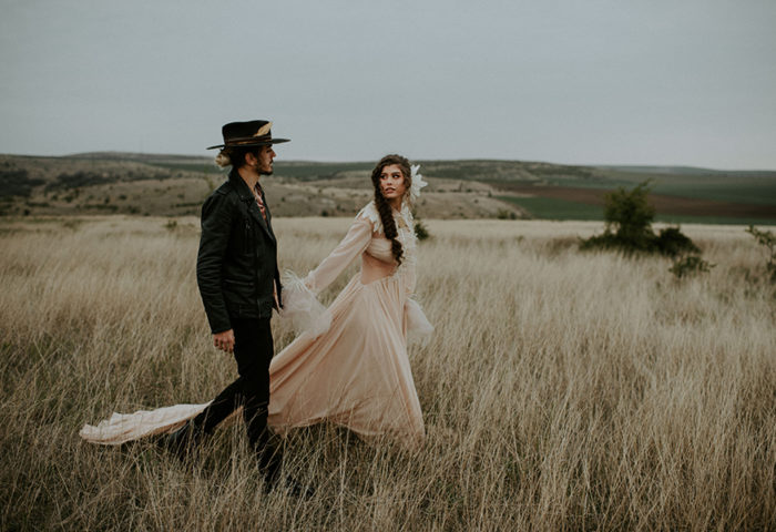 safari styled love shoot